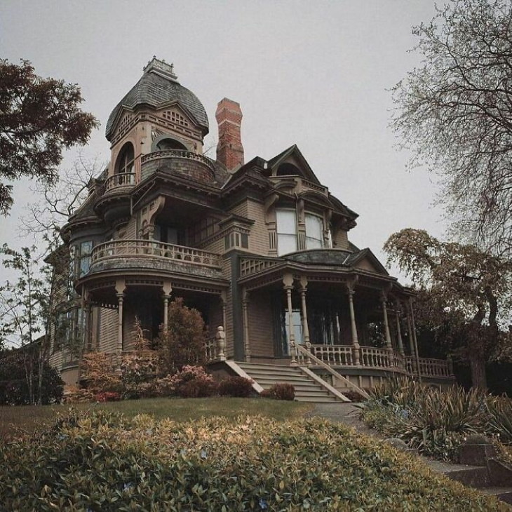 Historical Homes in the US The Gamwell House (1892) in Bellingham, Washington