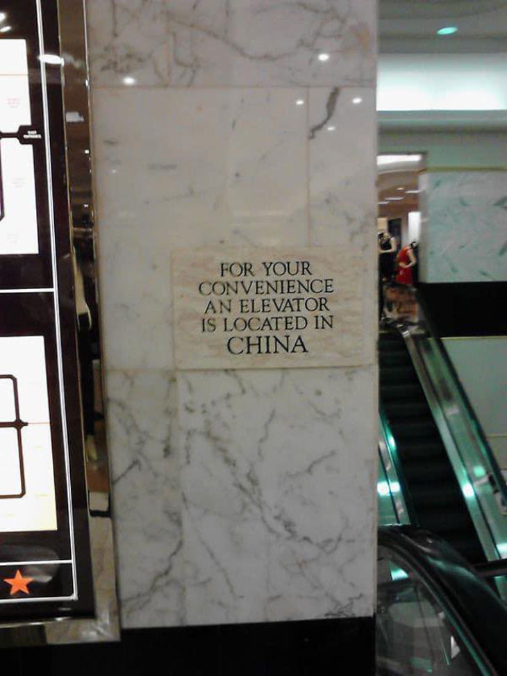 Funny Signs elevator in China