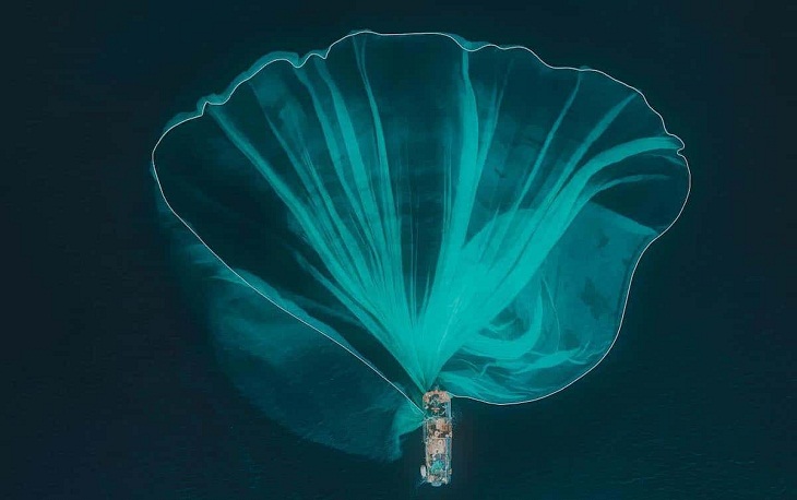 Aerial Views of Vietnam, Fishing net