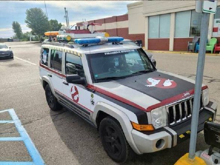 Weird Cars, ghostbusters