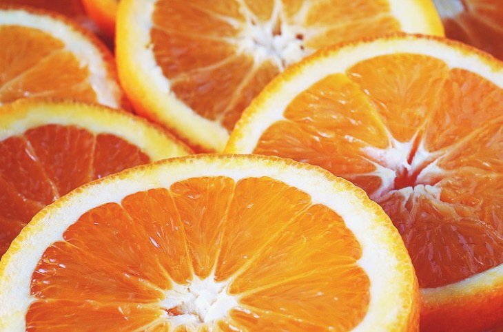 Filling Fruit Oranges