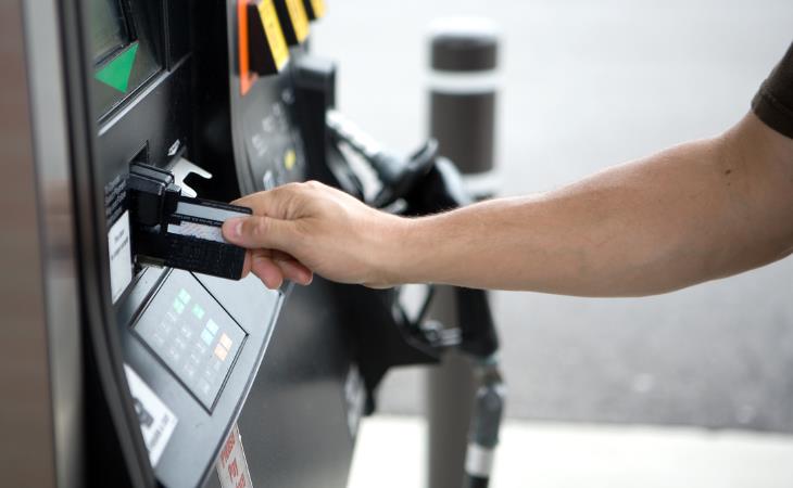 paying for gas with credit card