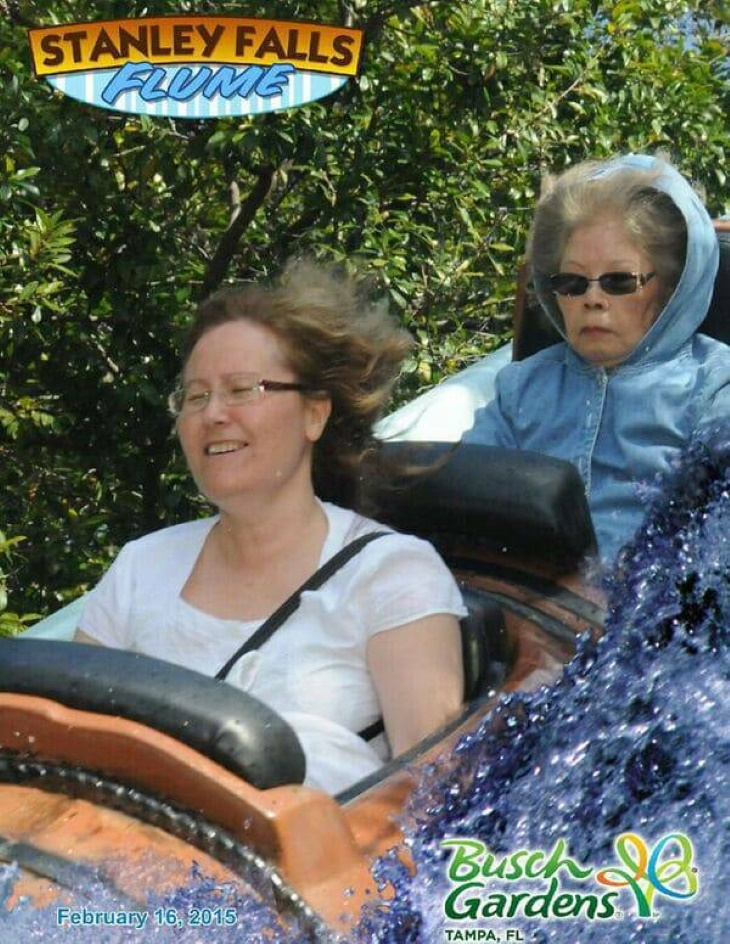 Funny Roller Coaster Pics lady in glasses and hood