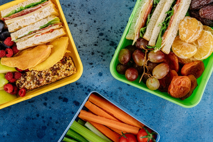 Several Snacks or Fewer Larger Meals lunch boxes