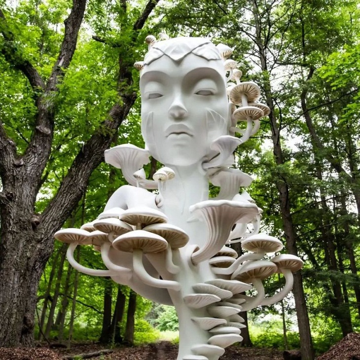 Nature-Inspired Sculptures, mushroom