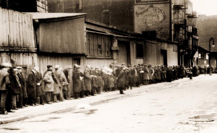 the great depression - standing in line