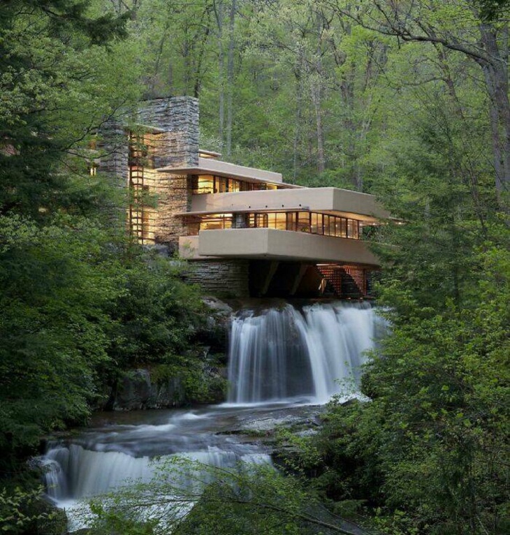 Modernist Architecture, Fallingwater House