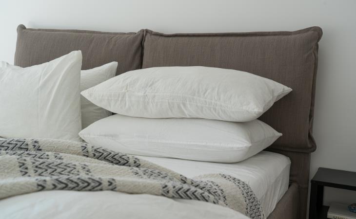 Household Items You Never Knew Had an Expiry Date, Pillows