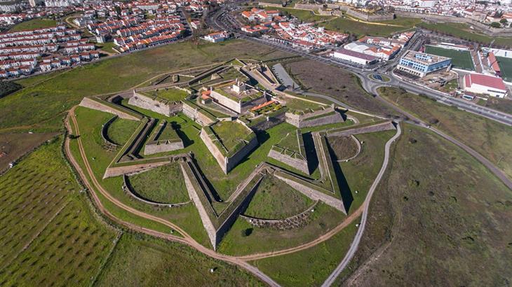 guarnição e cidade fronteiriça de Alves e suas fortificações