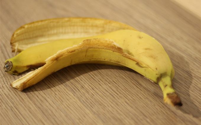 Test other uses: banana peel