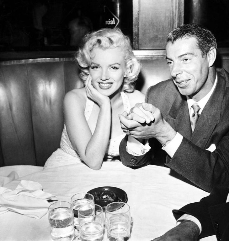 Gestos Românticos  Marilyn Monroe and Joe DiMaggio