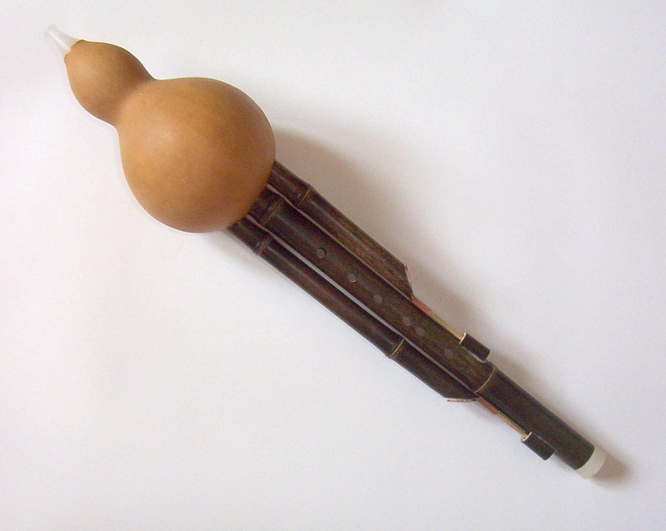 Natural musical instruments, Hulusi