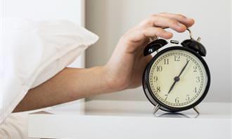 What the morning routine reveals about the personality: an alarm clock