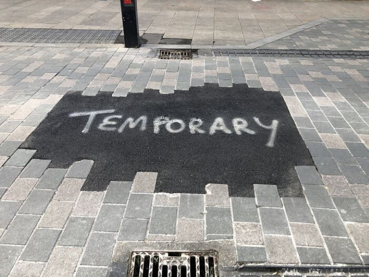 Hilarious Signs Temporary