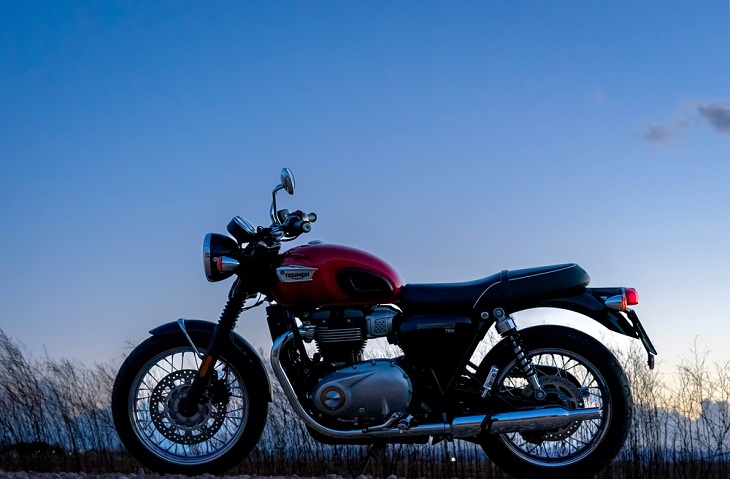 Classic Motorbikes, Triumph Bonneville