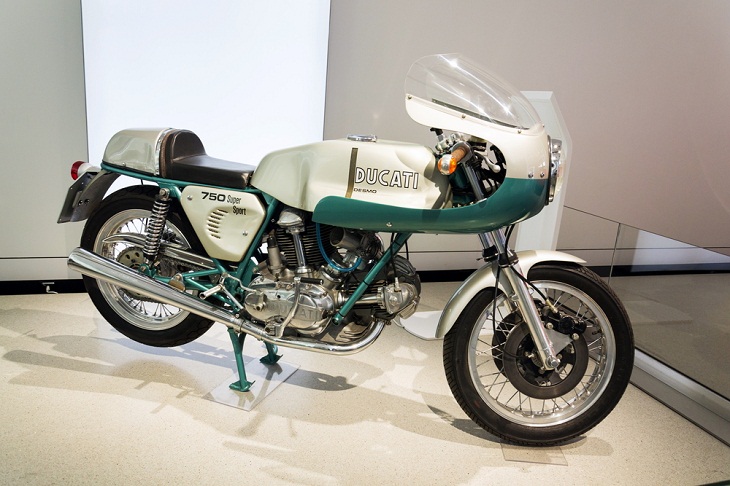 Classic Motorbikes, Ducati 750 Super Sport