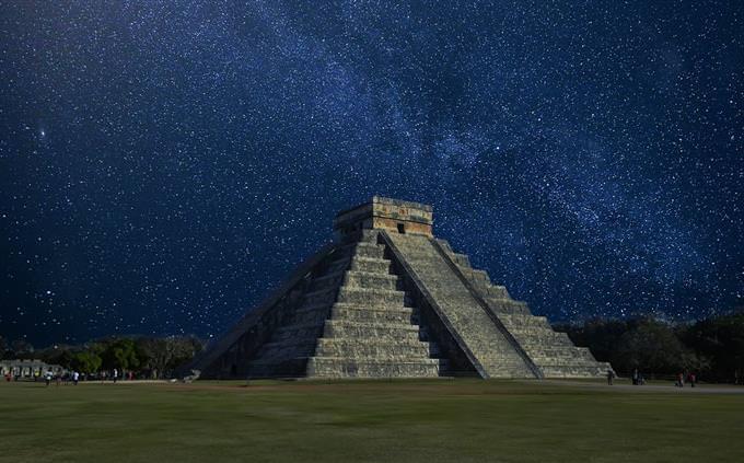 True False Quiz on World Geography: El Castillo's Pyramid