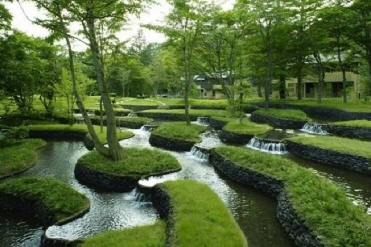 Awe-Inspiring Outdoor Spaces, Hoshinoya Karuizawa Hotel in Japan