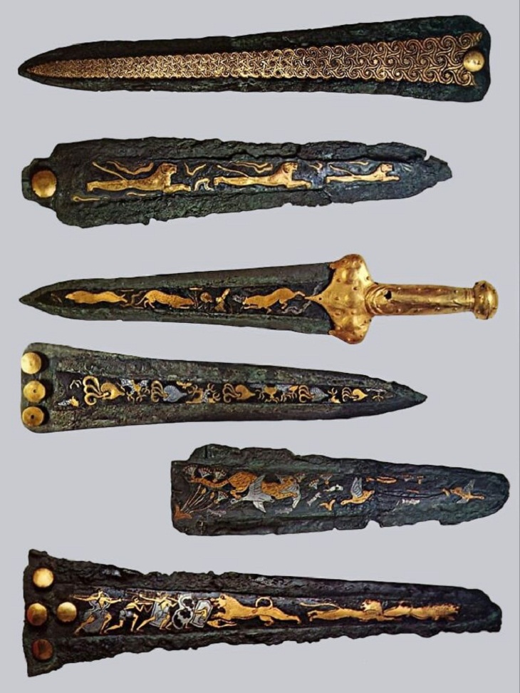 Ancient Creations, bronze daggers