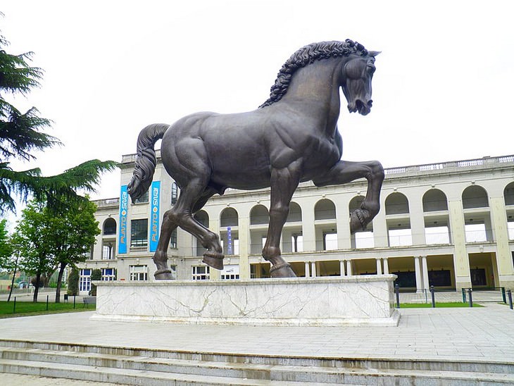 פסלי חיות מפורסמים מסביב לעולם: פסל הסוס של לאונרדו