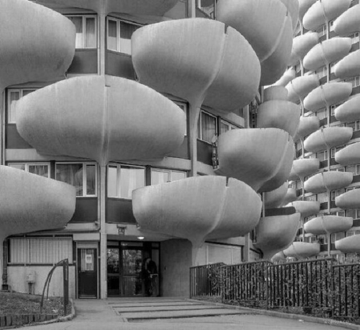20th Century Architectural Designs, Les Choux de Créteil