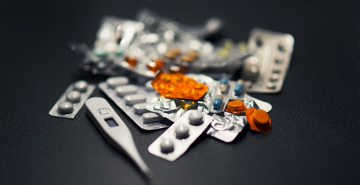 pills and medical paraphernalia