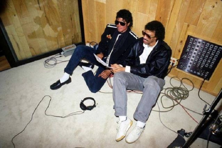 Fotos antigas de celebridades, Michael Jackson and Lionel Richie