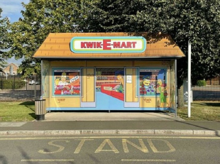 Unusual Bus Stops, Simpsons