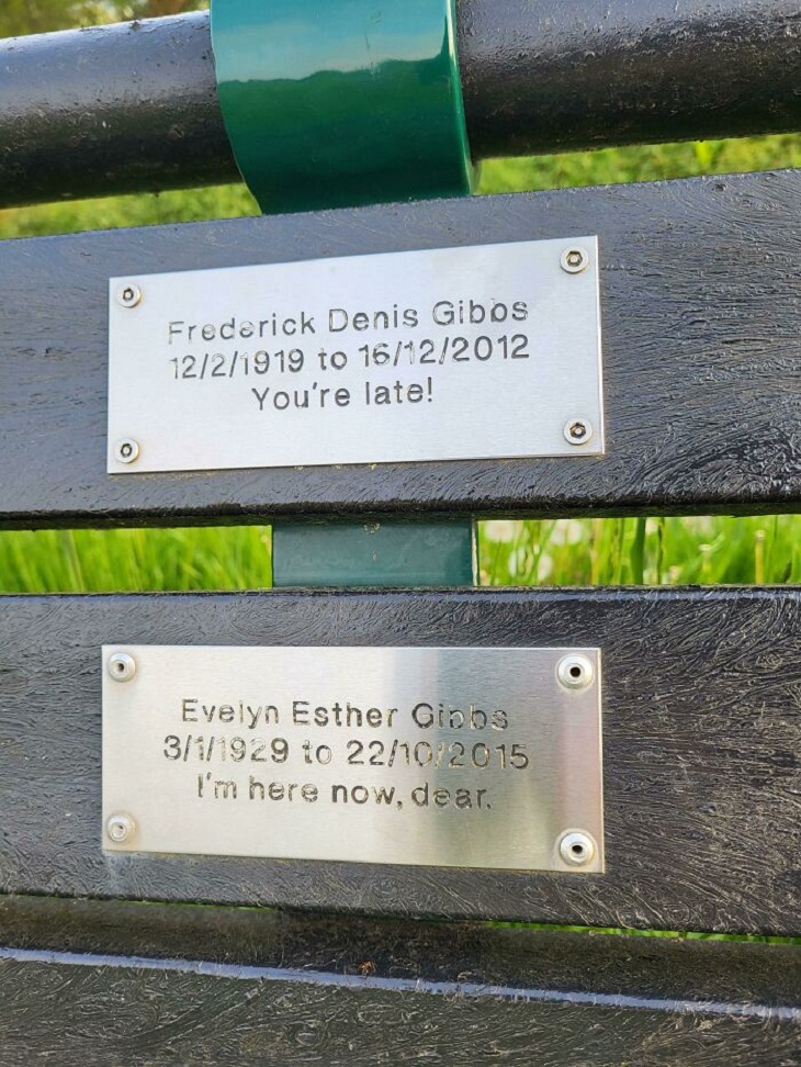 Life in the UK, bench memorial 