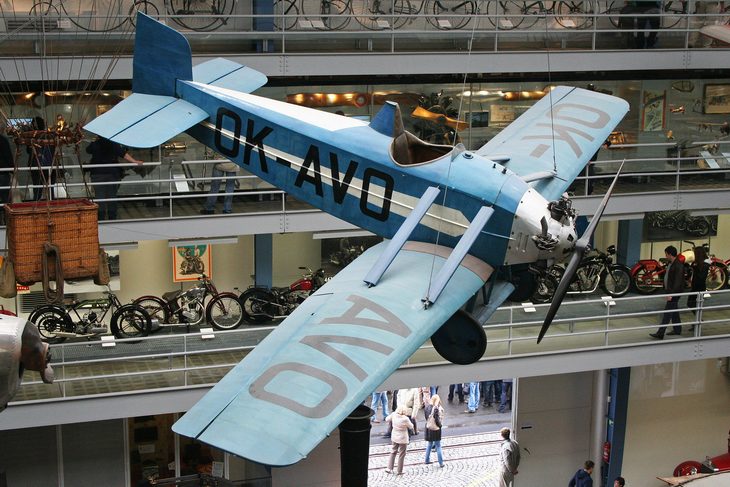 מוזיאונים מומלצים בפראג: תצוגת מטוס במוזיאון הטכני הלאומי