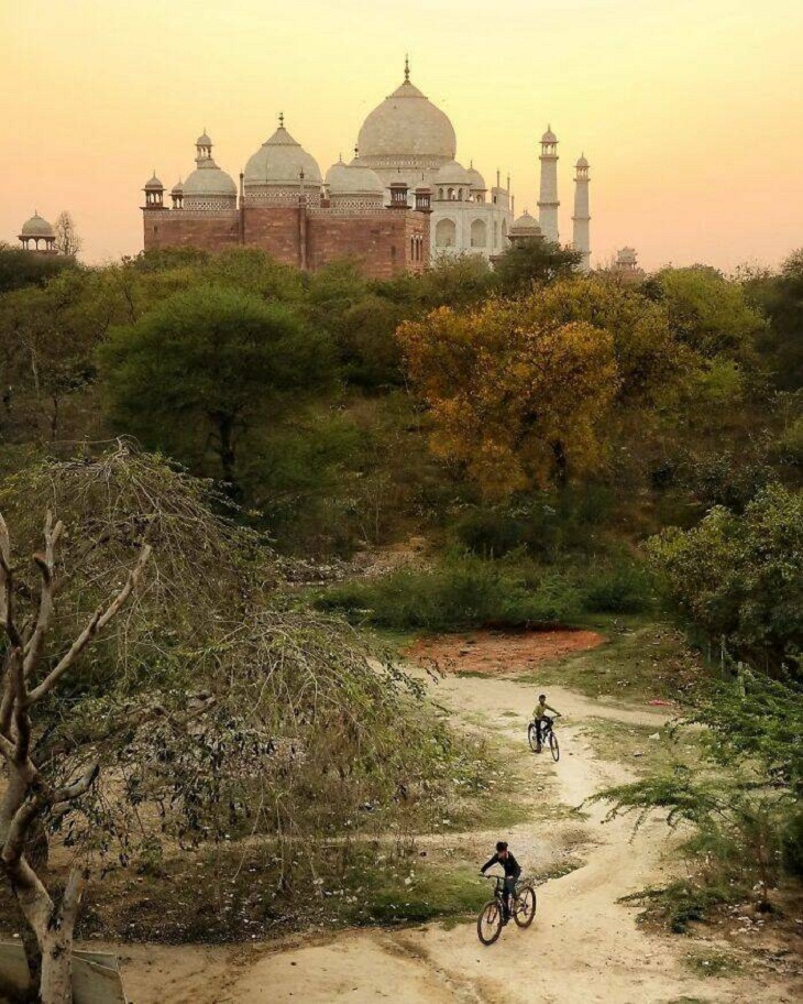 O Taj Mahal de um ângulo alternativo