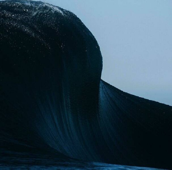 Pictures of Massive Things, wave 