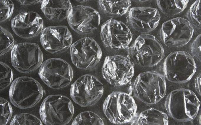 Hard trivia: bubble wrap