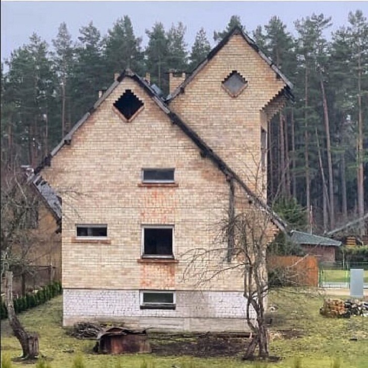 Funny and Terrible Home Designs 