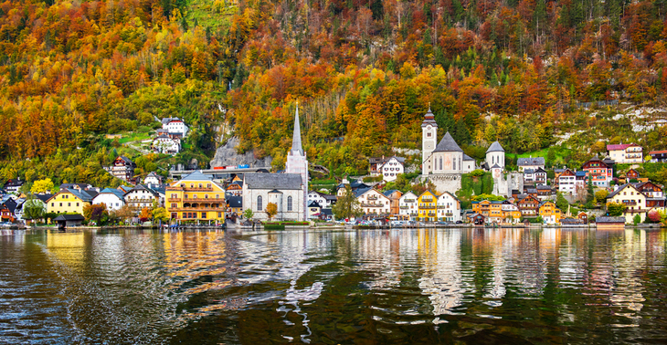 Dreamy Destinations for Vibrant Fall Foliage