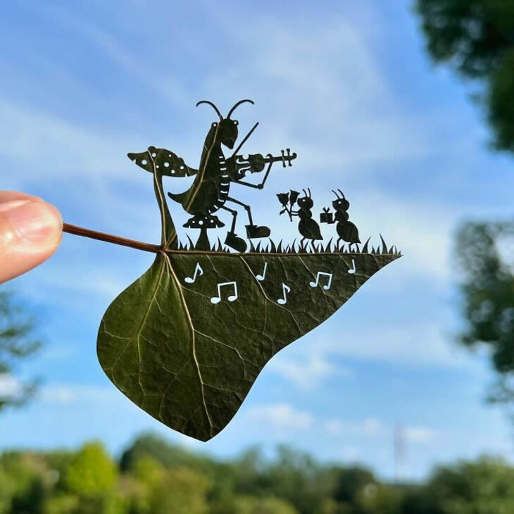 Magical Leaf Art