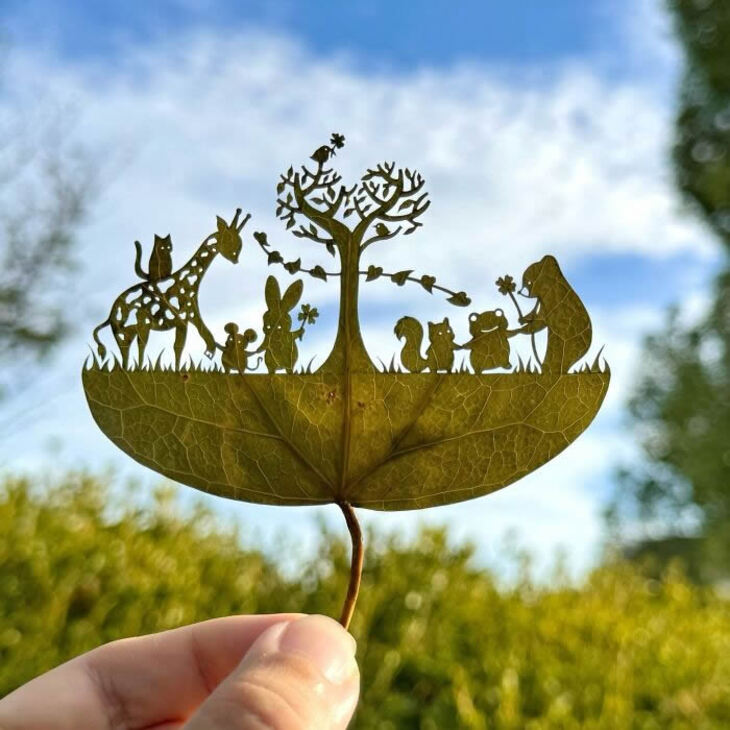 Magical Leaf Art