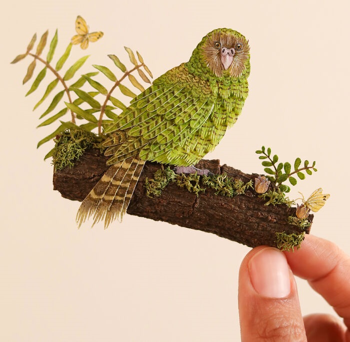 Tiny and realistic paper birds