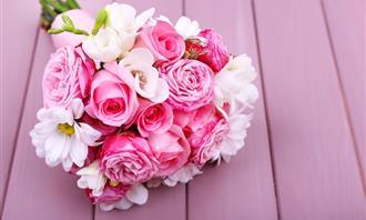 Flowers and romance test: a bouquet of roses