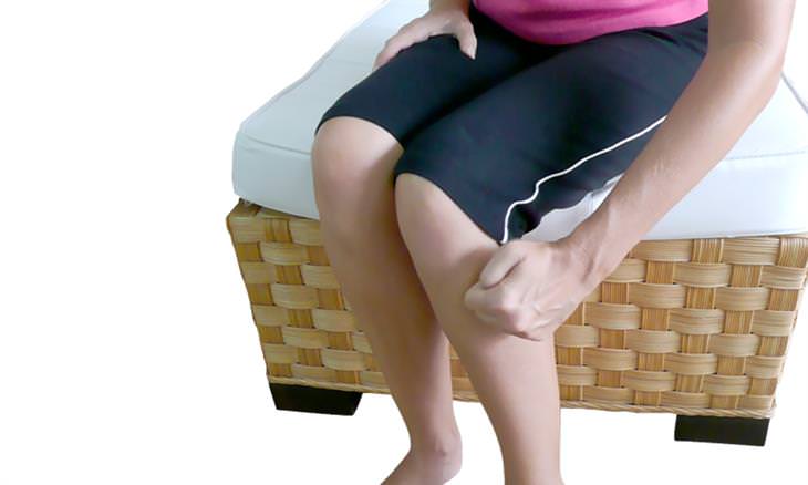 Pressure Points for Treating Knee Pain: Three Miles Point