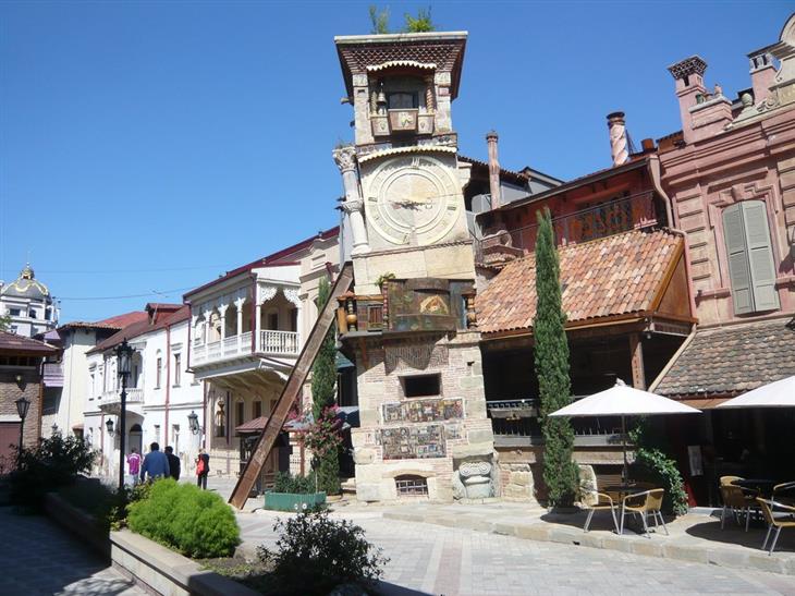 Recommended attractions on a 3-day trip to Tbilisi: The Clock Tower