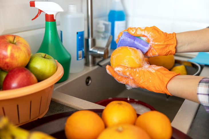 Common Mistakes in Washing Fruits and Veggies