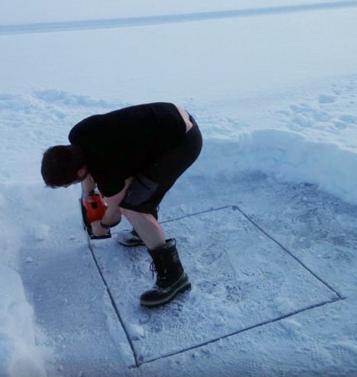 cutting a hole in the ice funny