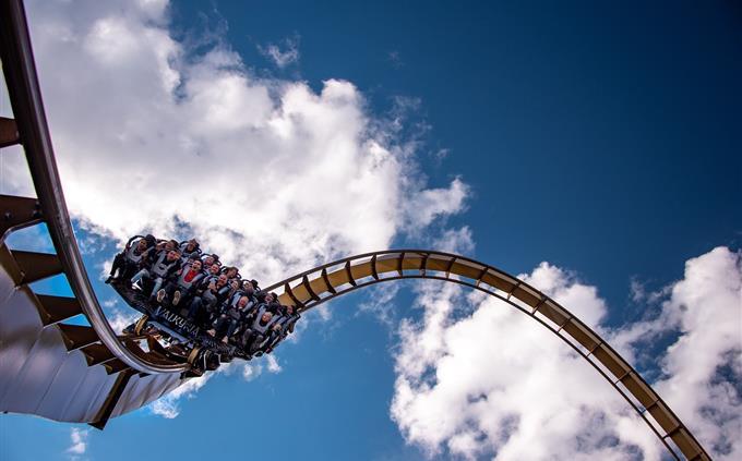 The dance test that suits your personality: roller coaster