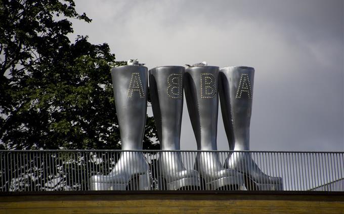 General knowledge test: a statue for the Abba band