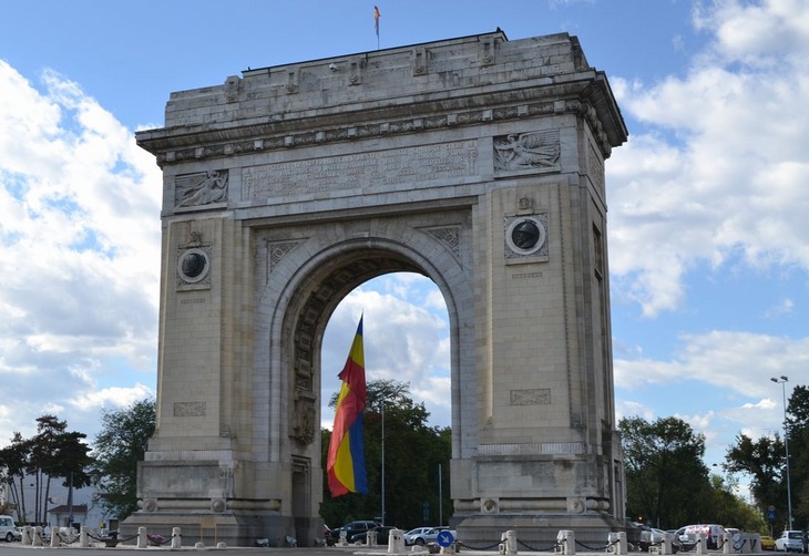 Attractions in Bucharest: The Arch of Triumph in Bucharest