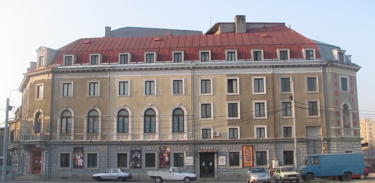 Attractions in Bucharest: The State Jewish Theater in Bucharest