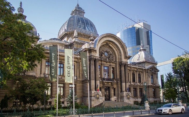 Attractions in Bucharest: Victory Avenue