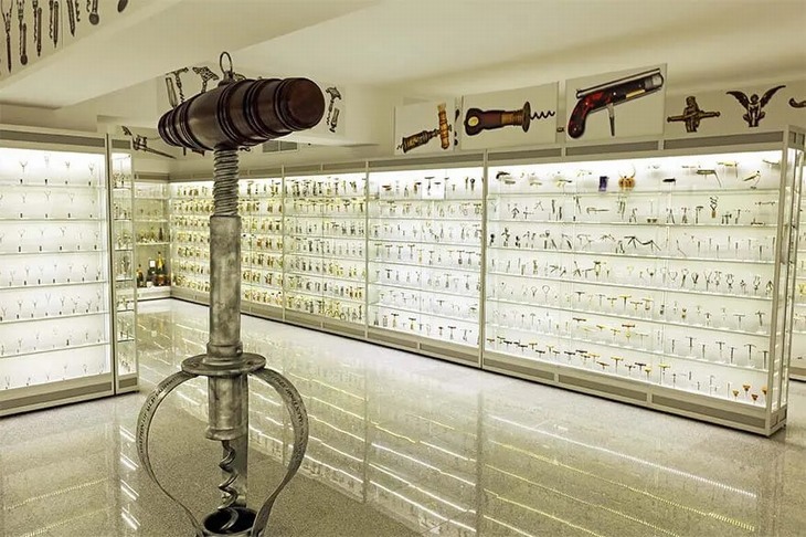 Attractions in Bucharest: Corkscrew Collection