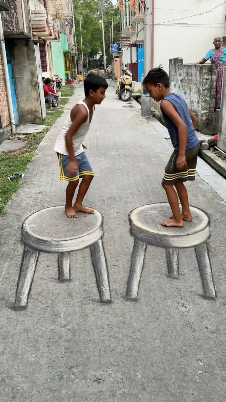 Chalk Art Illusions 